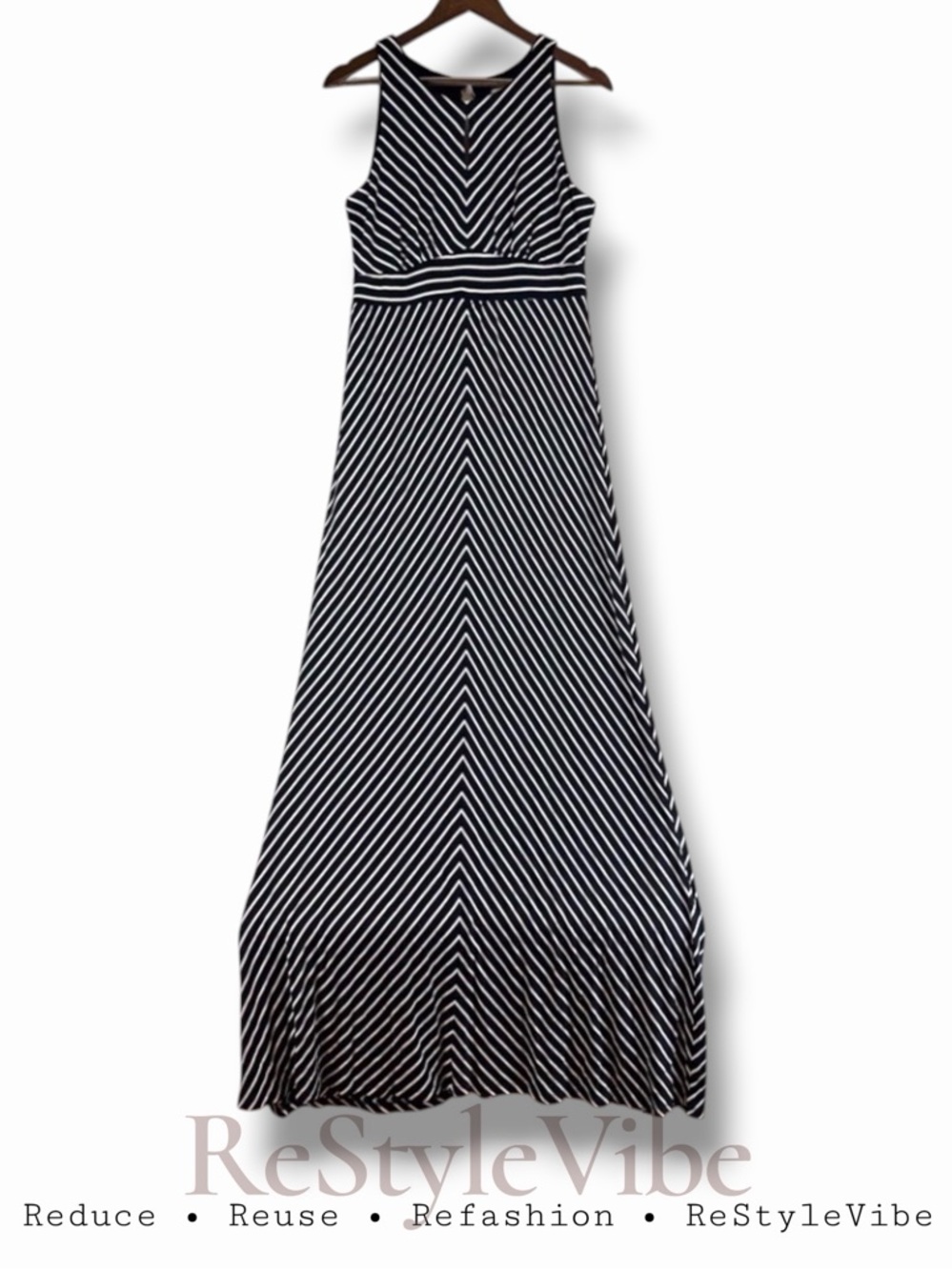 LOFT Women’s Size M Dress Maxi Length Knit Stretch Striped Sleeveless SLIMMING